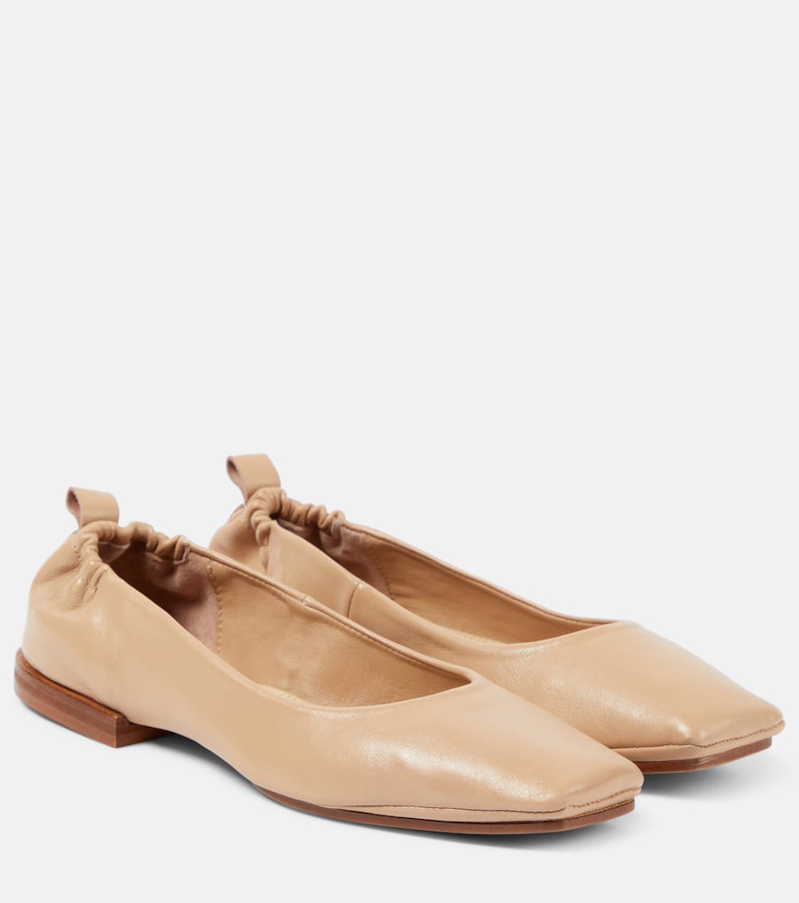 Souliers Martinez Montjuic leather ballet flats