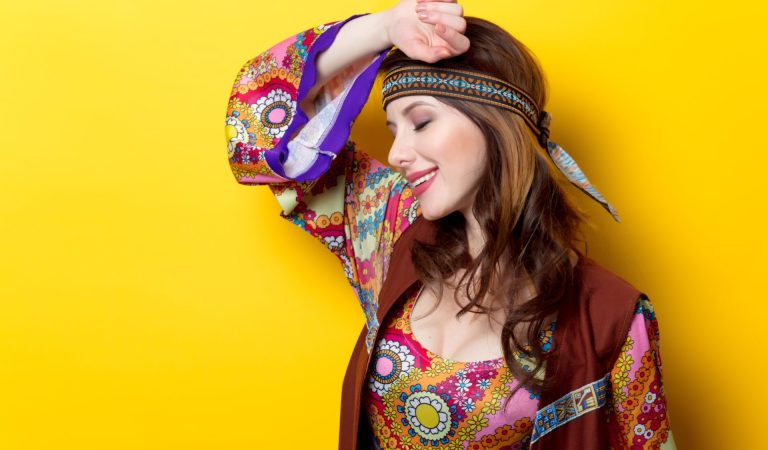 Timeless Threads: Embracing the Allure of Vintage Style