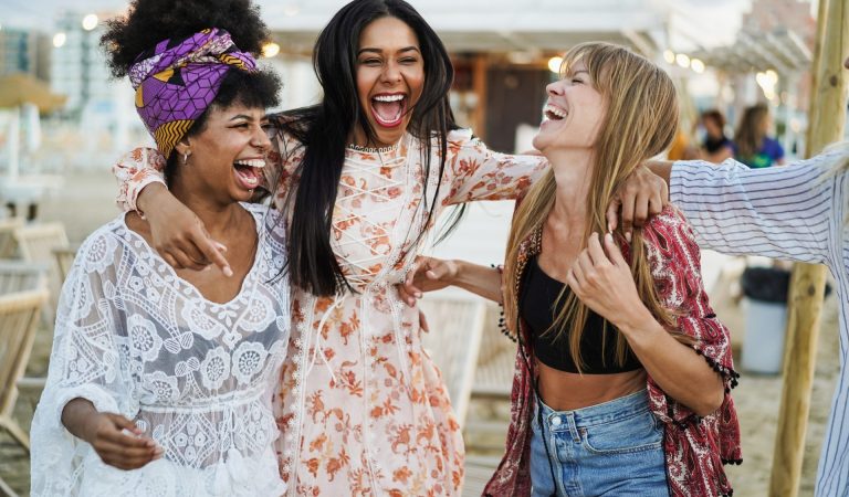 Sunlit Days and Midnight Shades: My Boho Chic Journey through Urban Festivals and Hidden Hideaways