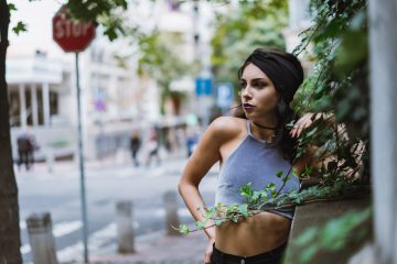 Discover how to blend style and sustainability with eco-chic outfits. Embrace vintage finds, organic fabrics, and local designers for a modern look. Elevate your wardrobe while saving the planet! #Sustainable #Threads #EcoChic #FashionTips #Heart