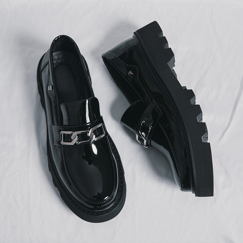 Black Leather Loafers for Smart Casual Foundations